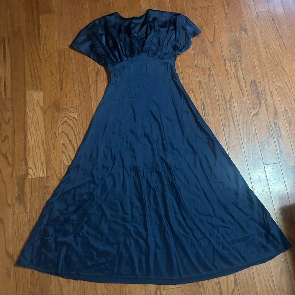 Abercrombie & Fitch Flutter Sleeve Satin Maxi Dress - Picture 1 of 6